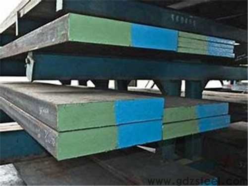 钛合金热挤压成型模具材料,锆合金比钛合金好吗