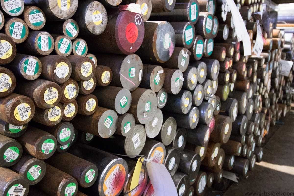 热锻模具冲头用什么材料