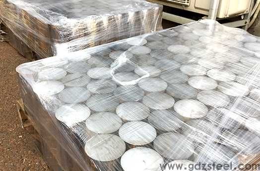 汽车玻璃模具都用什么材料啊，汽车玻璃包边