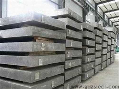 热冲头冲孔用什么材料