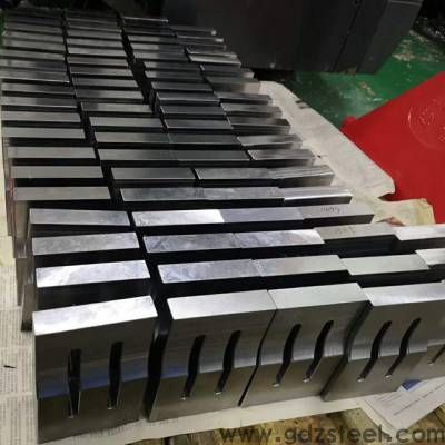 cr12mov钢860度淬火(试述Cr12MoV钢采用不同淬火)(图2) cr12mov钢860度淬火