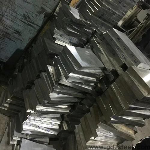 s136硬度多少度
