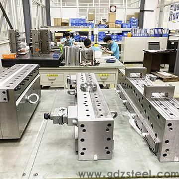 <strong>口罩模具一般用什么材料</strong>