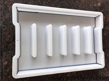 <strong>盖板模具</strong> <strong>盖板模具</strong>