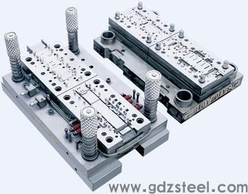 <strong>冲压模具</strong>