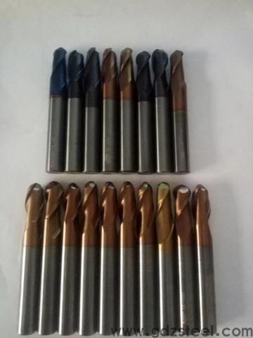 请问有谁知道钨钢的硬度啊? 请问有谁知道钨钢的硬度啊?