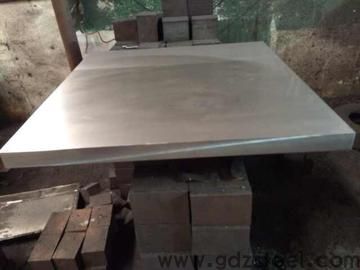 注塑模具，用什么材料做的？