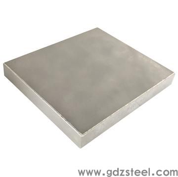 什么钢的韧性和刚度更强？