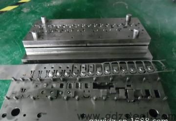 五金模具常用什么钢材种类和性能,急~~? 五金模具常用什么钢材种类和性能,急~~?