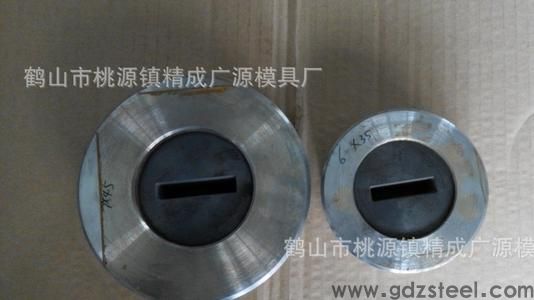 冷镦模具材料